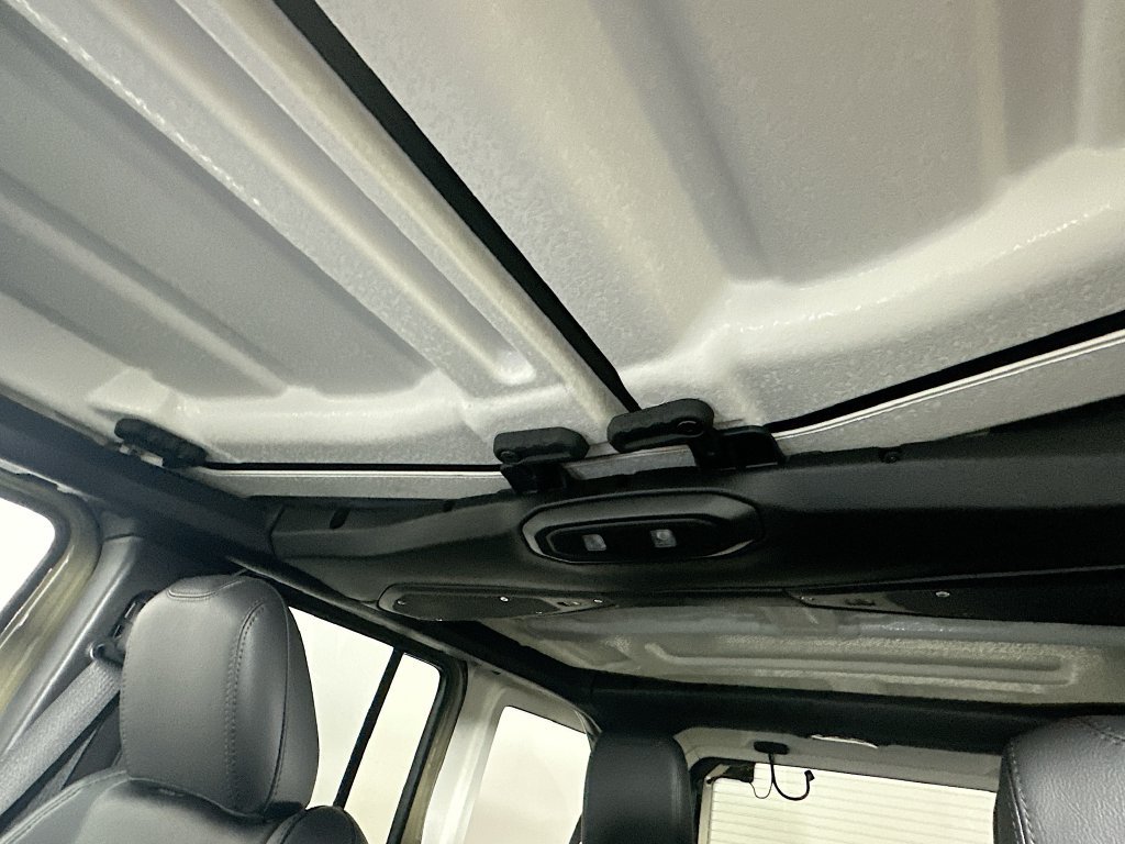 New 2026 Jeep Wrangler Unlimited Sahara AWD/4WD image 14