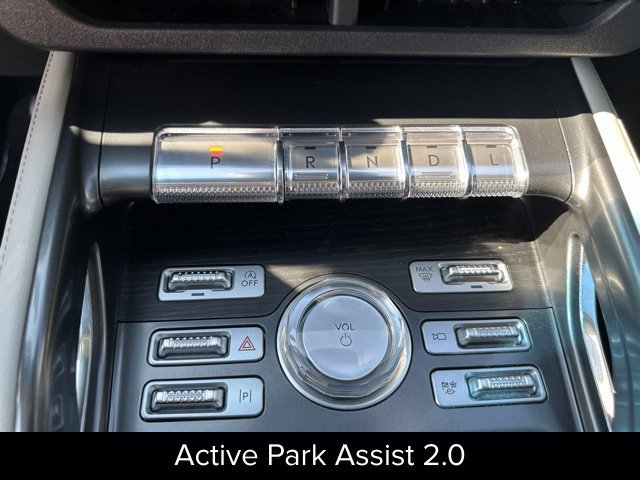 Certified 2024 Lincoln Nautilus Reserve AWD/4WD image 33