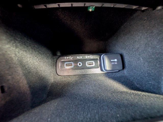 Used 2020 Jeep Grand Cherokee Altitude AWD/4WD image 22