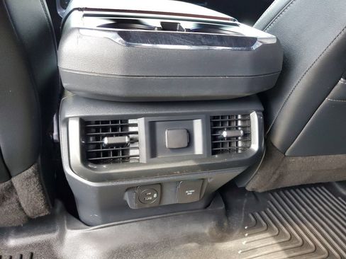 Used 2022 Ford F150 Lariat AWD/4WD image 16