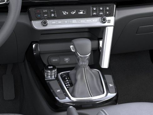 New 2026 Kia Seltos S FWD image 24