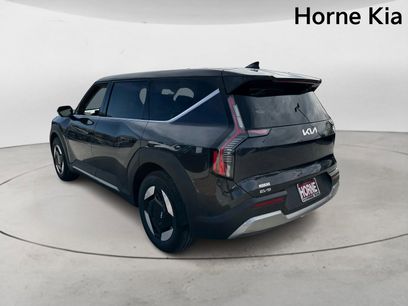 New 2026 Kia EV9 Light