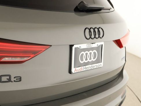 New 2025 Audi Q3 2.0T Premium image 29