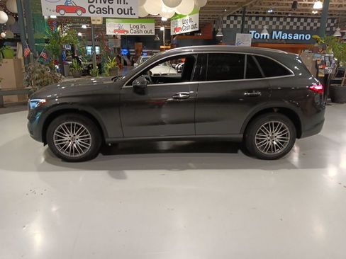 Used 2026 Mercedes-Benz GLC 300 4MATIC image 16