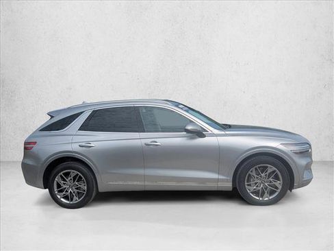 Used 2025 Genesis GV70 2.5T AWD/4WD image 4