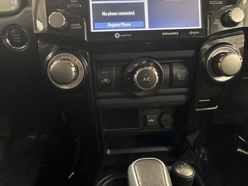 Used 2022 Toyota 4Runner TRD Off-Road image 35