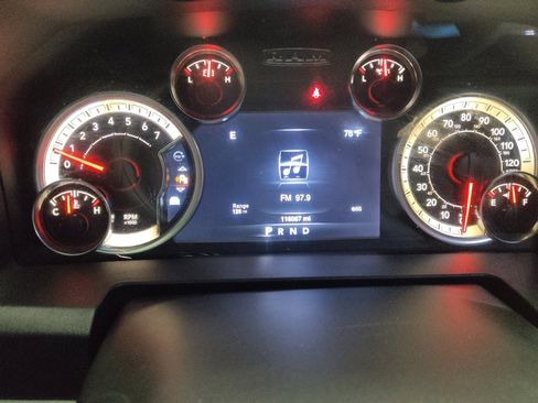 Used 2013 RAM 1500 Lone Star RWD image 23