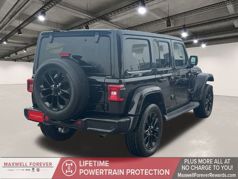 Used 2021 Jeep Wrangler Unlimited Sahara image 16