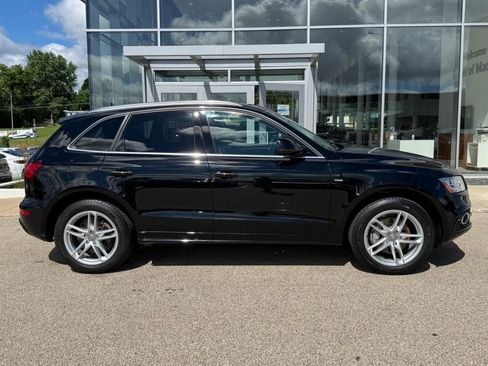 Used 2015 Audi Q5 3.0T Prestige w/ Prestige Package AWD/4WD image 2