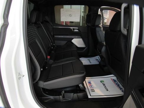 New 2025 GMC Sierra EV Denali image 16