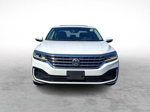 Used 2020 Volkswagen Passat 2.0T R-Line FWD image 2