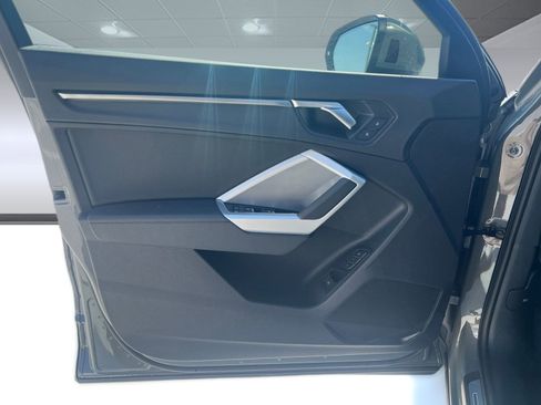 New 2025 Audi Q3 2.0T Premium image 22