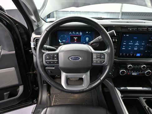 Used 2024 Ford F250 Lariat w/ Lariat Ultimate Package AWD/4WD image 29