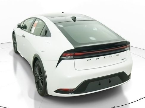 New 2026 Toyota Prius image 6
