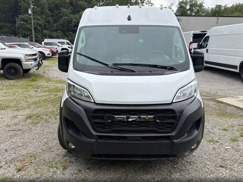 Used 2025 RAM ProMaster 3500 w/ Convenience Group FWD image 2