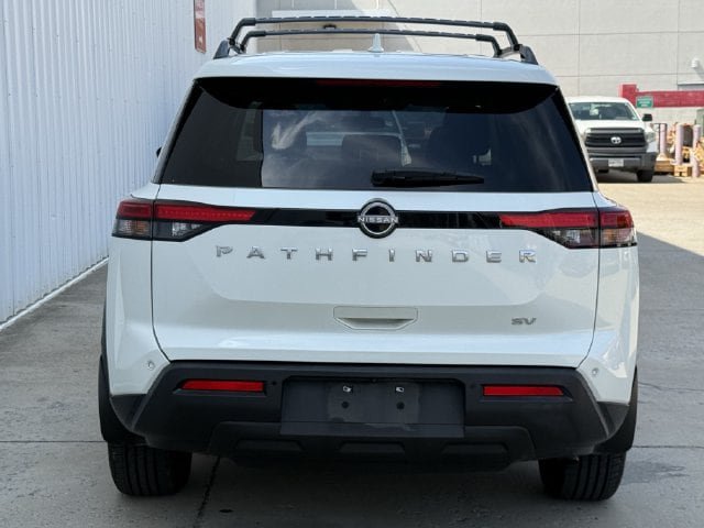 Used 2022 Nissan Pathfinder SV FWD image 5