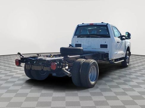 New 2026 Ford F350 XL image 4