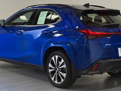 Used 2023 Lexus UX 250h F Sport w/ Accessory Package (Z2)