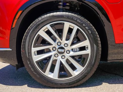 Used 2026 Cadillac Vistiq Luxury image 9