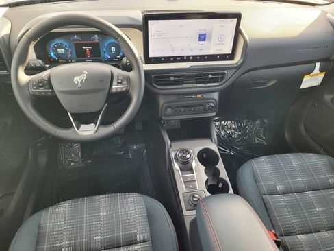 New 2025 Ford Bronco Sport Heritage w/ Convenience Package image 7