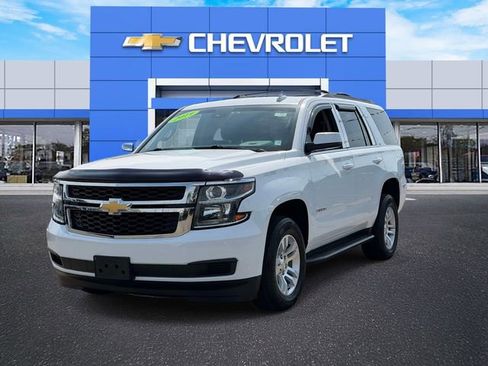 Used 2019 Chevrolet Tahoe LT image 2