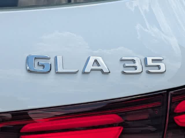 Used 2026 Mercedes-Benz GLA 35 AMG 4MATIC image 12