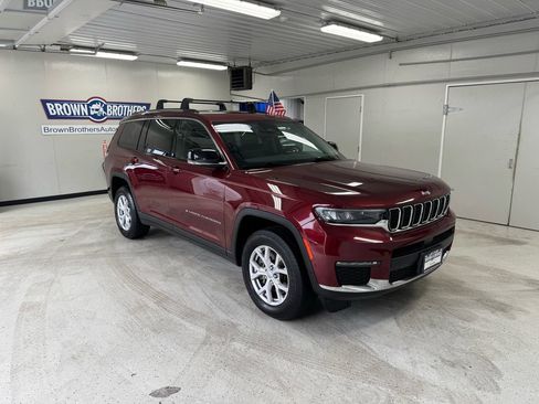 Used 2021 Jeep Grand Cherokee L Limited AWD/4WD image 11