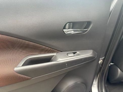 Certified 2023 Nissan Kicks SR image 28