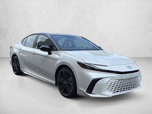 New 2026 Toyota Camry XSE FWD image 3