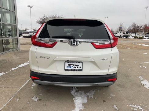Used 2018 Honda CR-V EX image 6