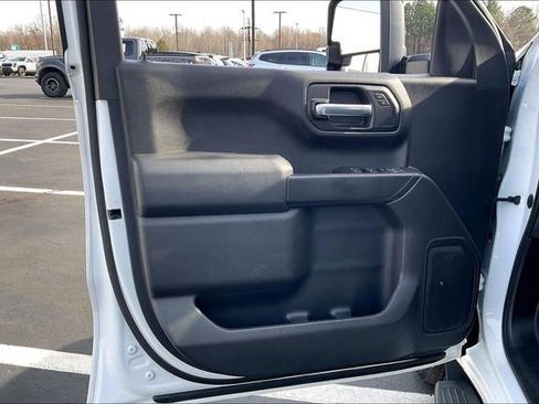 Used 2019 Chevrolet Silverado 1500 Custom w/ Custom Max Trailering Package image 23