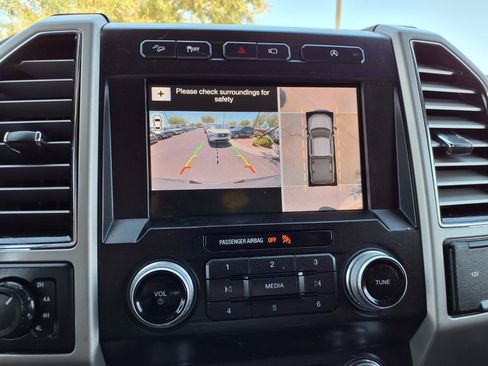 Used 2019 Ford F150 King Ranch w/ Equipment Group 601A Luxury AWD/4WD image 22