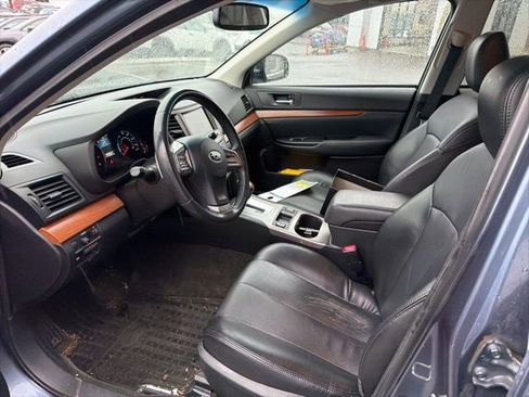 Used 2013 Subaru Outback 2.5i Limited w/ Popular Pkg 2 image 4