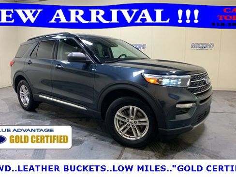 Certified 2022 Ford Explorer XLT w/ Equipment Group 202A image 1