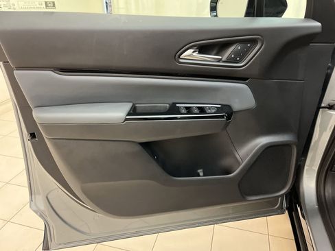 Certified 2025 Honda Prologue Touring image 17