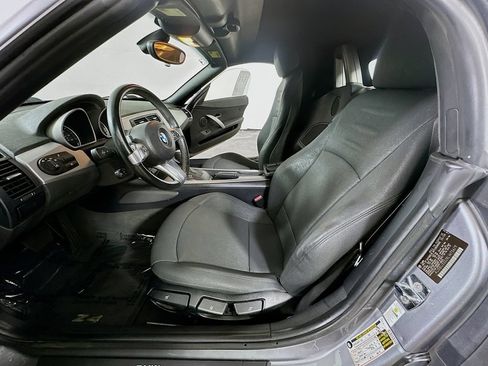 Used 2008 BMW Z4 3.0i RWD image 11