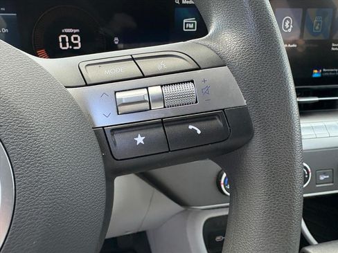 Used 2026 Hyundai Kona SE FWD image 12