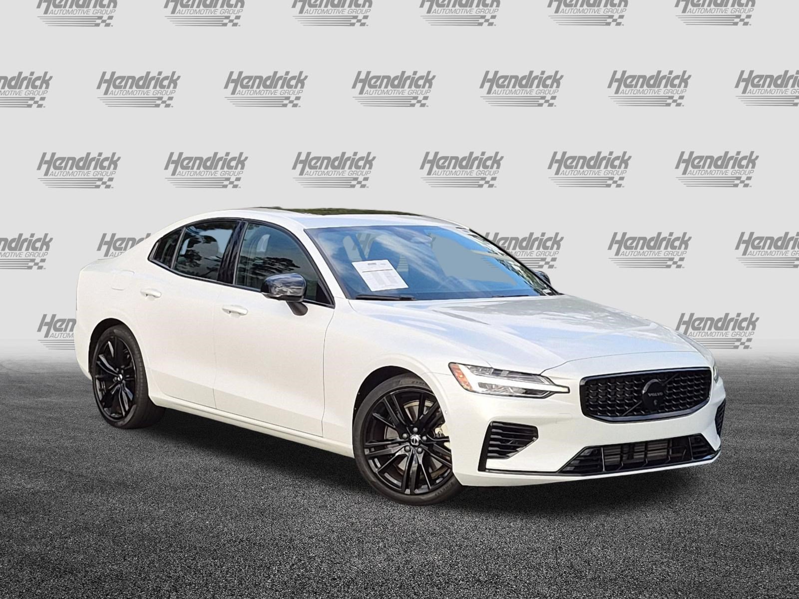 Used 2024 Volvo S60 T8 Ultimate AWD/4WD image 2