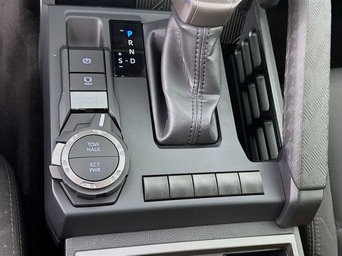 Used 2024 Toyota Tacoma SR5 w/ SR5 Upgrade Package image 22