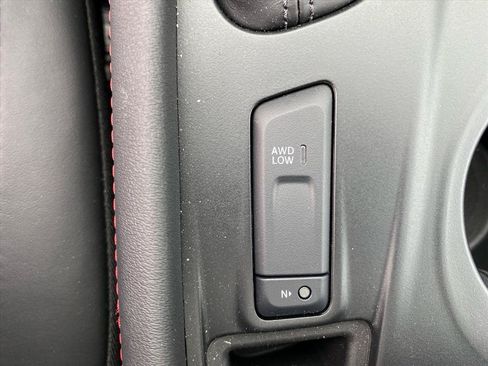 Used 2025 Dodge Durango R/T AWD/4WD image 13