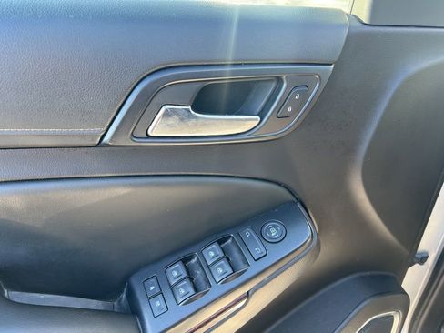 Used 2016 GMC Yukon SLE w/ HD Trailering Package image 8