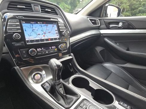 Used 2017 Nissan Maxima 3.5 SV FWD image 22