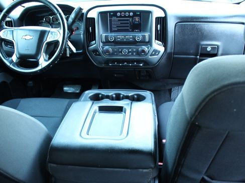 Used 2019 Chevrolet Silverado 1500 LT w/ All Star Edition image 13