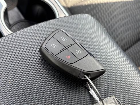 Used 2025 Chevrolet Equinox LT FWD image 22