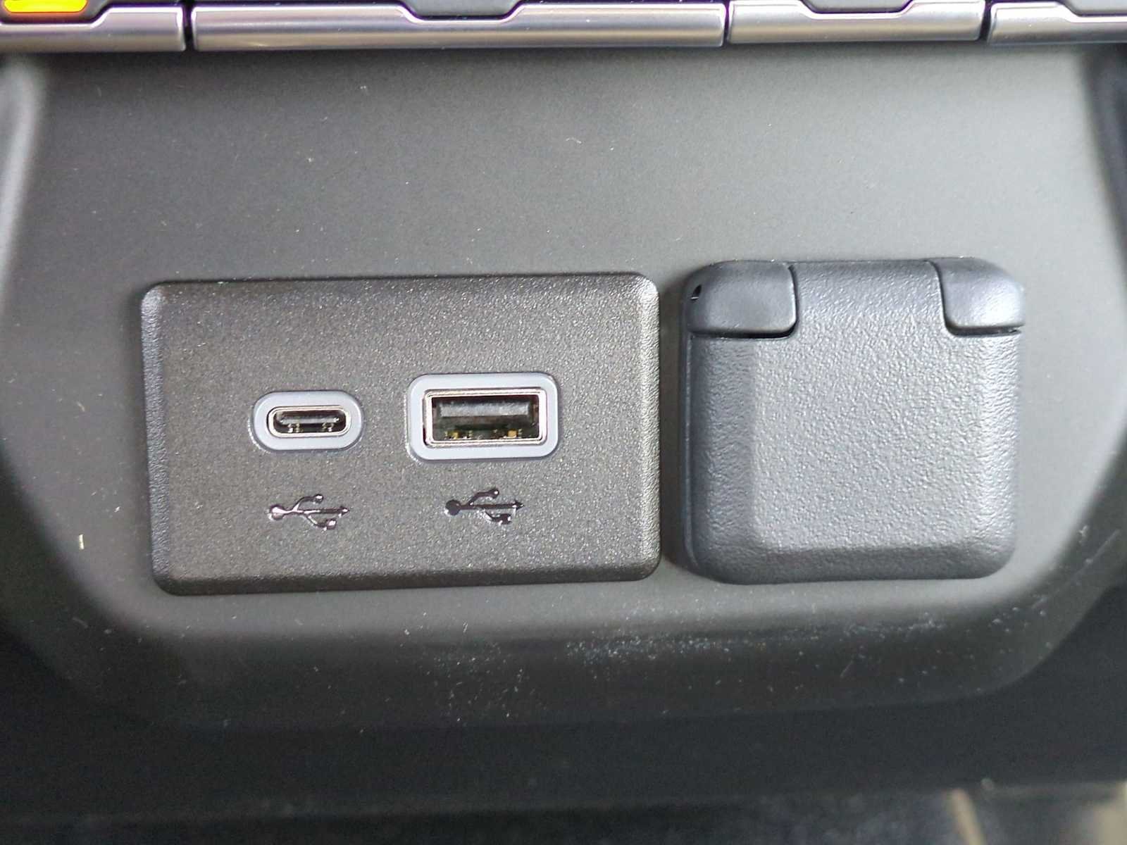 Used 2026 Chevrolet Silverado 1500 W/T RWD image 19