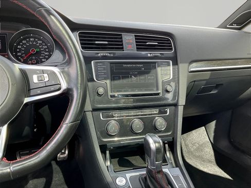 Used 2017 Volkswagen GTI S FWD image 9