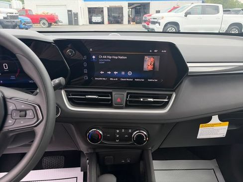 New 2026 Chevrolet TrailBlazer LS FWD image 17