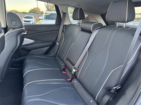 Used 2023 Acura RDX AWD w/ Advance Package image 15