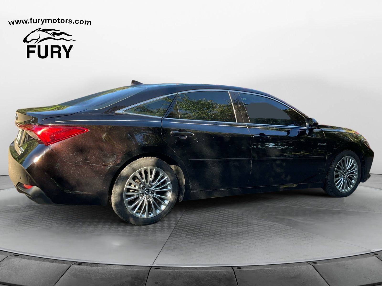 Used 2020 Toyota Avalon Limited w/ Advanced Safety Package FWD image 3