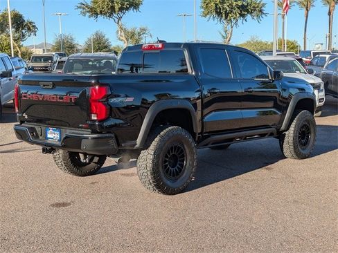 Used 2024 Chevrolet Colorado ZR2 w/ Safety Package image 6